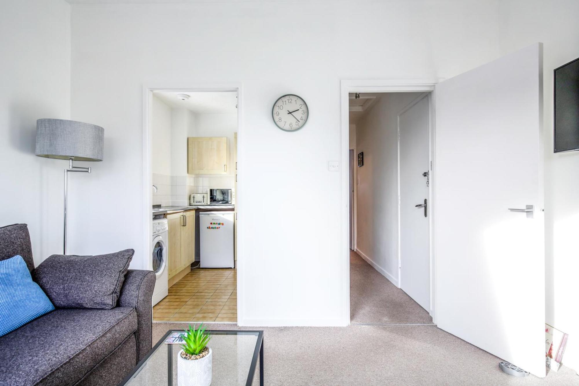 Chester Stays - Best Value Apartment With Free Parking In The Heart Of チェスター エクステリア 写真
